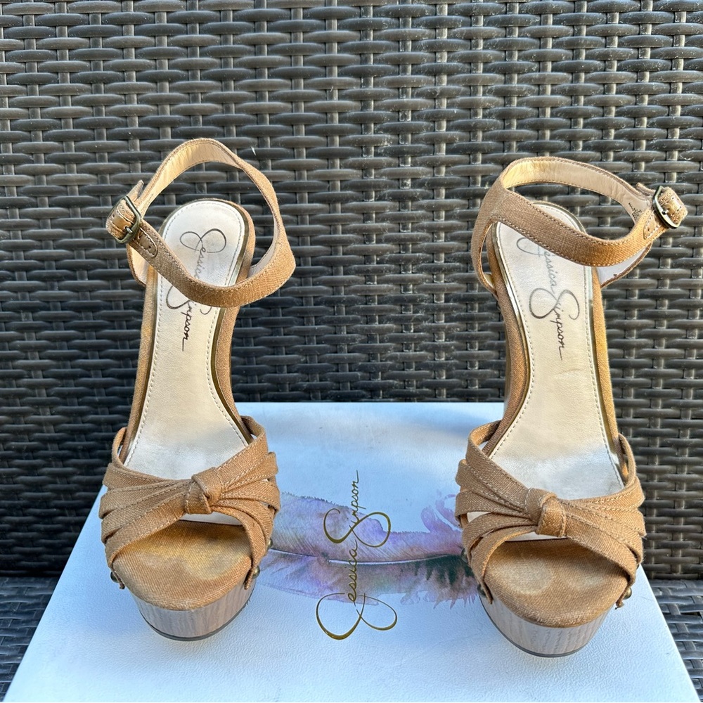 Jessica Simpson Tan Platform Sandals